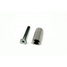 Distans fotpinne kopplingstrumma L27